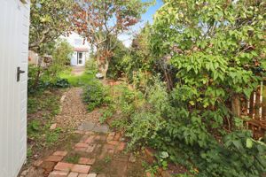 HURST GREEN- click for photo gallery